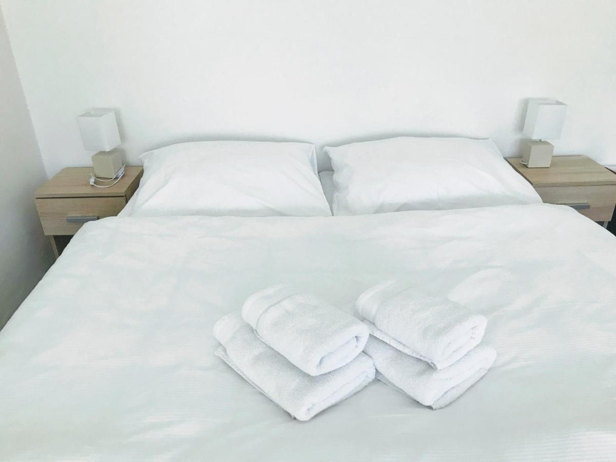 Apartman Na Namesti Apartment Opocno Ngoại thất bức ảnh